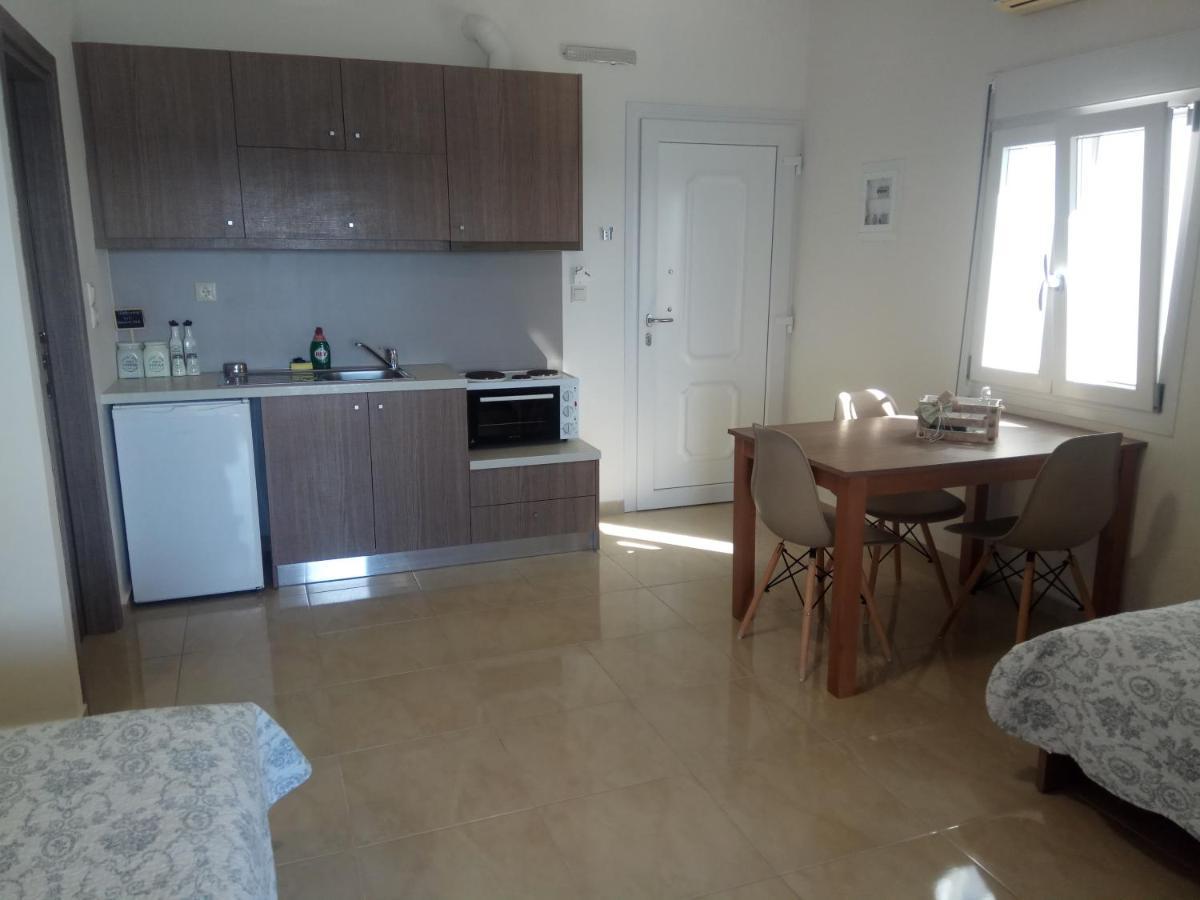 Zea Waves Apartments Kastri  Esterno foto