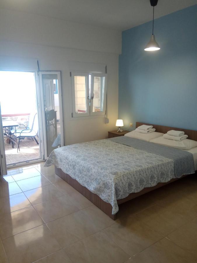 Zea Waves Apartments Kastri  Esterno foto